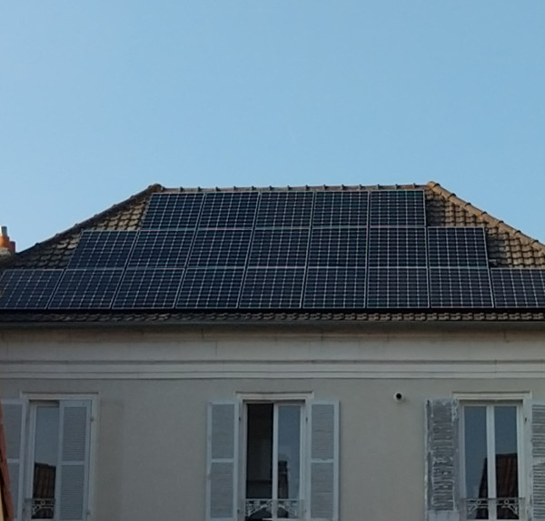 Chantiers photovoltaïques réalisés par l'entreprise Chantiers photovoltaïques réalisés par l'entreprise