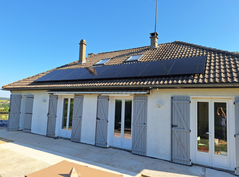 Chantiers photovoltaïques réalisés par l'entreprise Chantiers photovoltaïques réalisés par l'entreprise